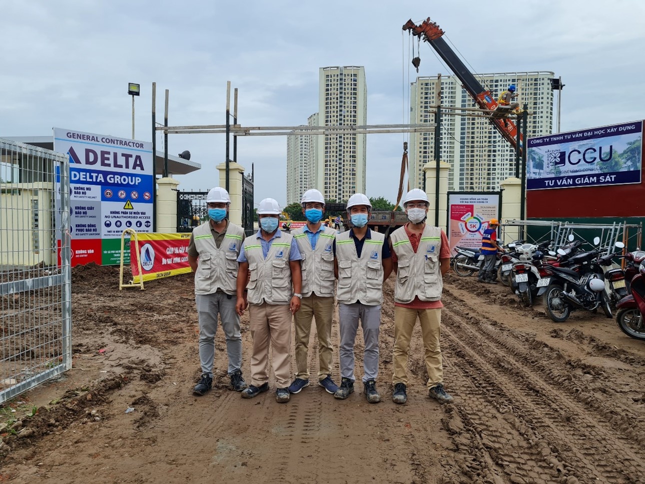 Công ty TNHH Tư vấn Đại học Xây dựng tham gia Dự án xây dựng bệnh viện dã chiến tại Hà Nội