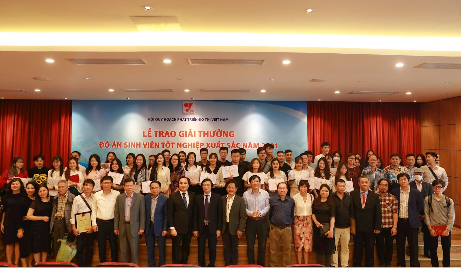 Trường Đại học Xây dựng Hà Nội đăng cai Lễ trao giải thưởng Đồ án sinh viên tốt nghiệp xuất sắc năm 2021