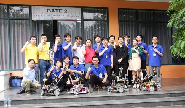 Đội tuyển Robocon Đại học Xây dựng Hà Nội xuất sắc giành vé vào vòng chung kết cuộc thi Sáng tạo Robot Việt Nam 2023
