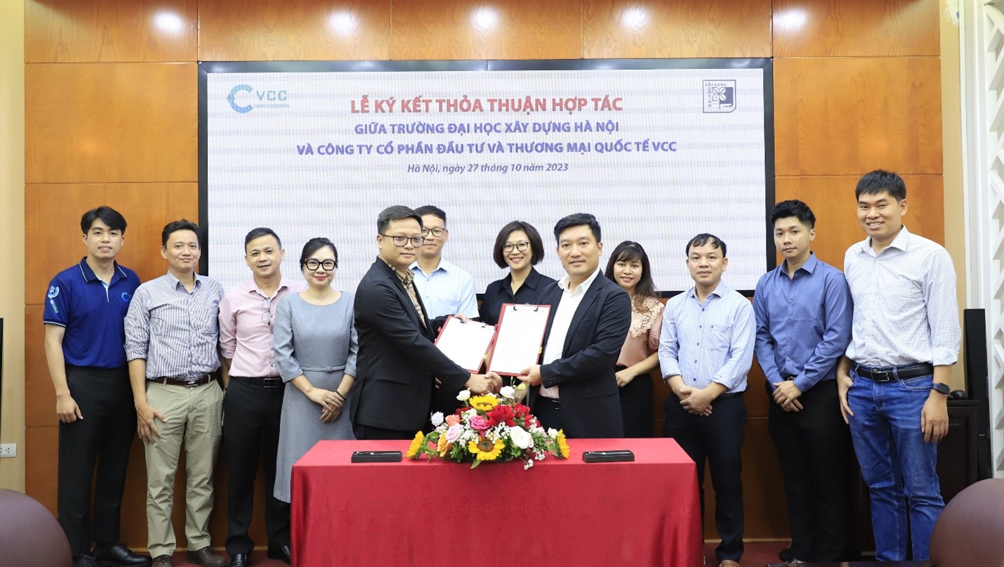 Lễ ký kết biên bản ghi nhớ hợp tác giữa Trường Đại học Xây dựng Hà Nội và Công ty Cổ phần Đầu tư và Thương mại Quốc tế VCC