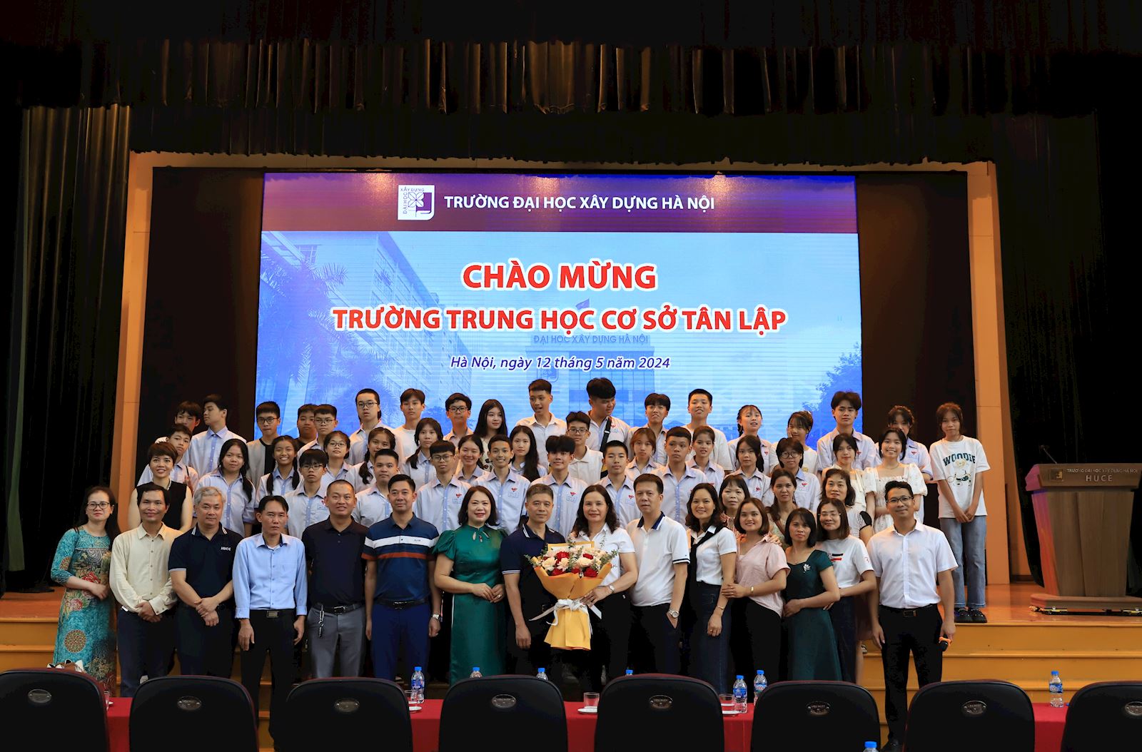 Trải nghiệm của Đoàn tham quan Trường THCS Tân Lập - Đan Phượng tại Trường Đại học Xây dựng Hà Nội